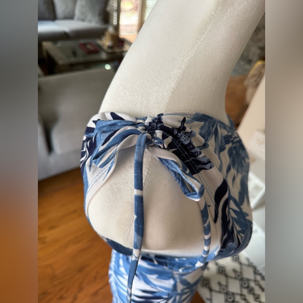 Lovely Day One-Shoulder Blue Leaf Dress - Picture 4 of 6